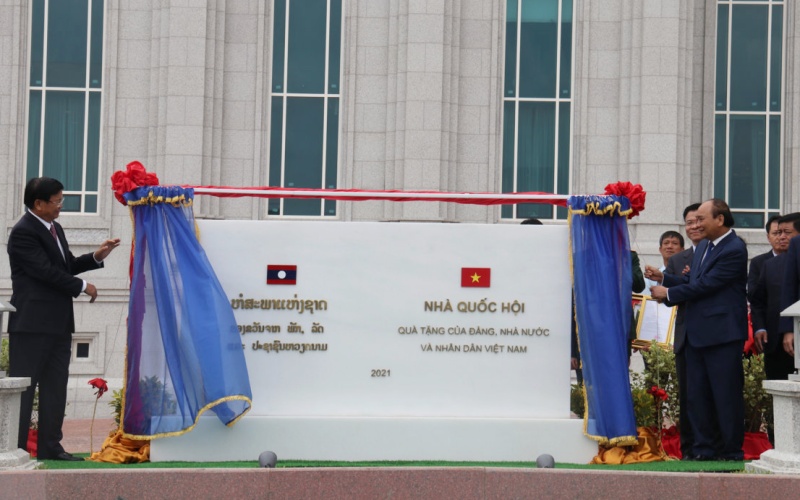 President Nguyen Xuan Phuc’s visit to Laos brings bilateral relationship to new height Lao press